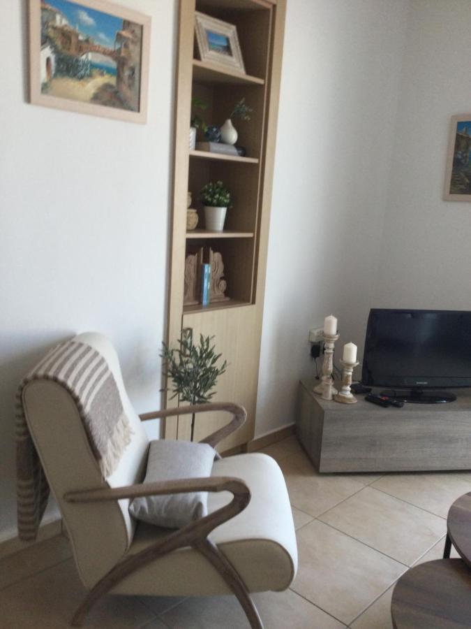 Apartment Helena Paralimni Exterior photo