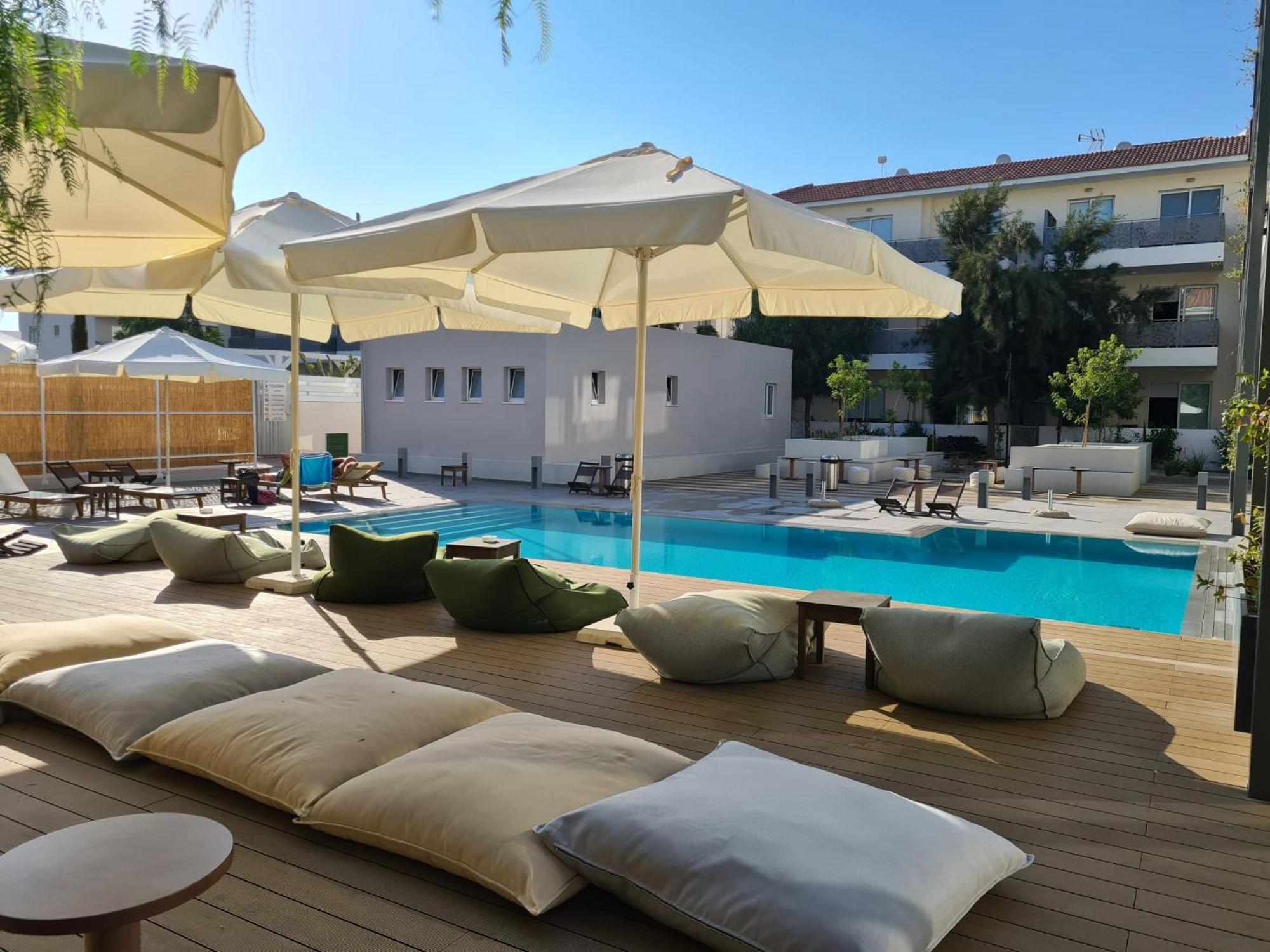 Apartment Helena Paralimni Exterior photo